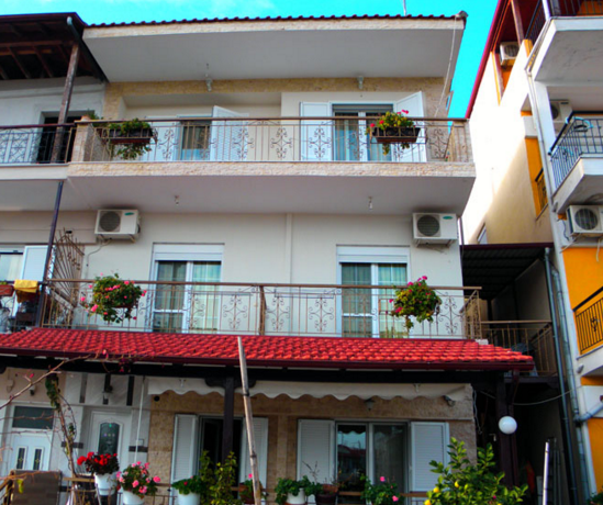 viki-stavros-spolja