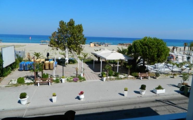 Nei Pori leto 2026: Detaljan vodič o plaži, smeštaju i iskustvima putnika