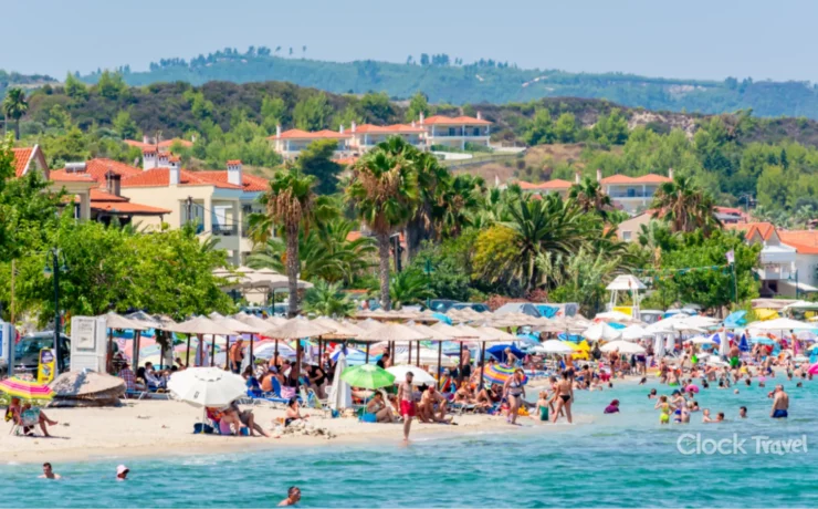 Pefkohori Beach: Plaža u najživljegm mestu Kasandre